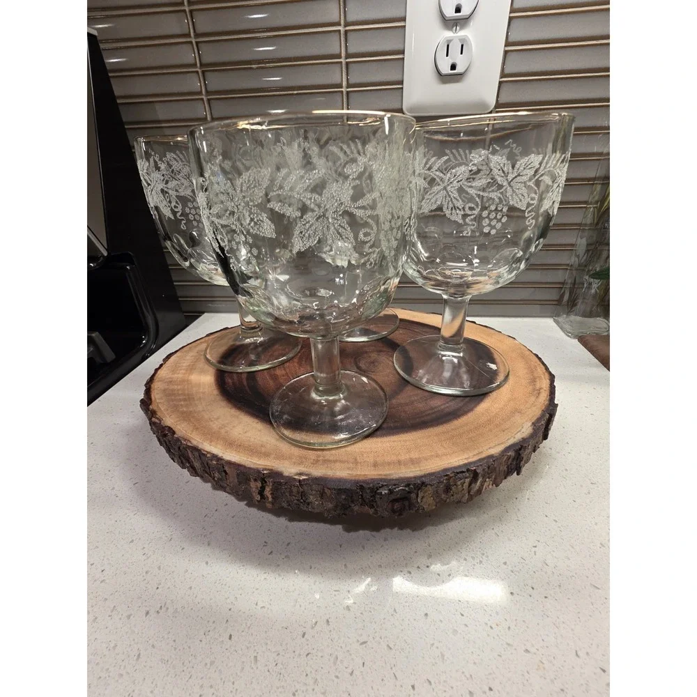 VTG Lot Of 4 Bartlett Collins Thumbprint Etched Grapes & Leaves Goblets 1940s